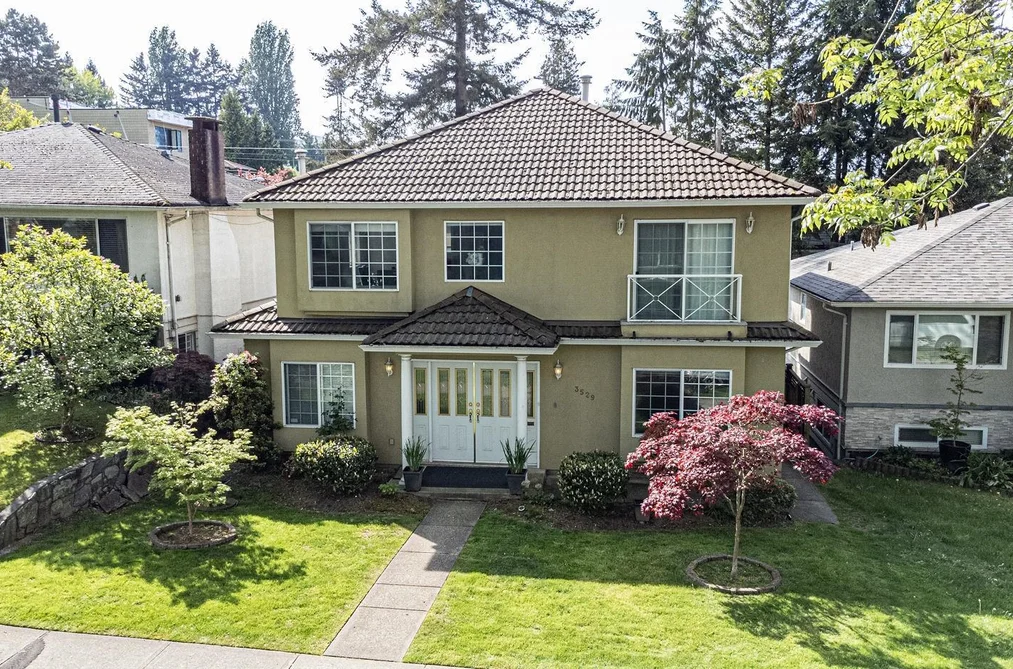 House for sale at 3529 Gladstone Street Vancouver British Columbia - MLS: R3124183