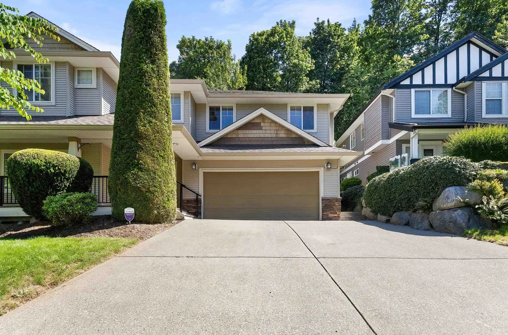 House for sale at 35347 Kinloch Place Abbotsford British Columbia - MLS: R3144143