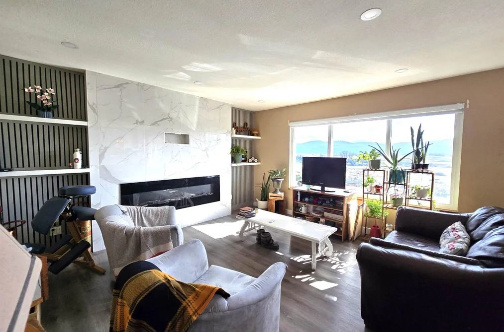 35361 ROCKWELL DRIVE, Abbotsford BC V3G 2C9, Abbotsford BC — Residential for Sale - Photo 3
