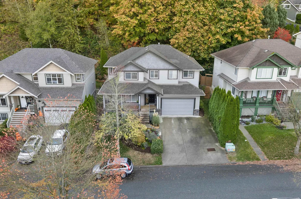 35367 Kinloch Place, Abbotsford, BC - MLS: R3178922 - Photo 2 35367 Kinloch Place, Abbotsford, BC - MLS: R3178922 - Photo 2