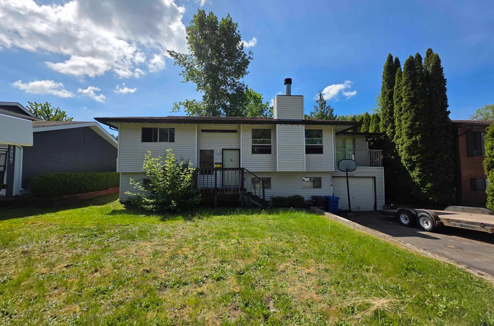 House for sale at 35378 Wells Gray Avenue Abbotsford British Columbia - MLS: R3155552