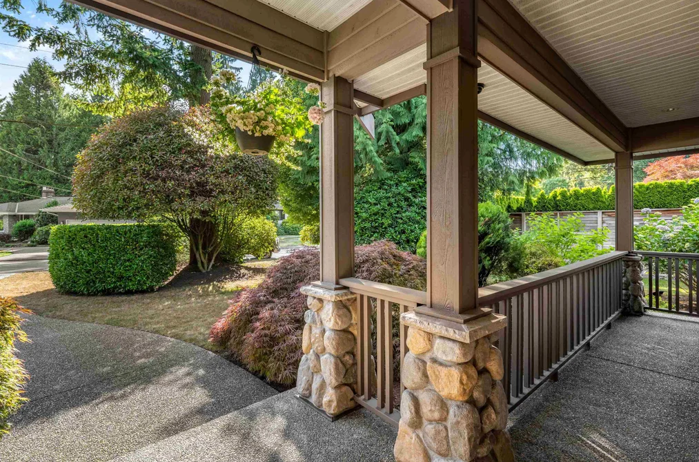 3538 BLUEBONNET ROAD, North Vancouver BC V7R 4E1, North Vancouver BC — Residential for Sale — Photo 5 of 40