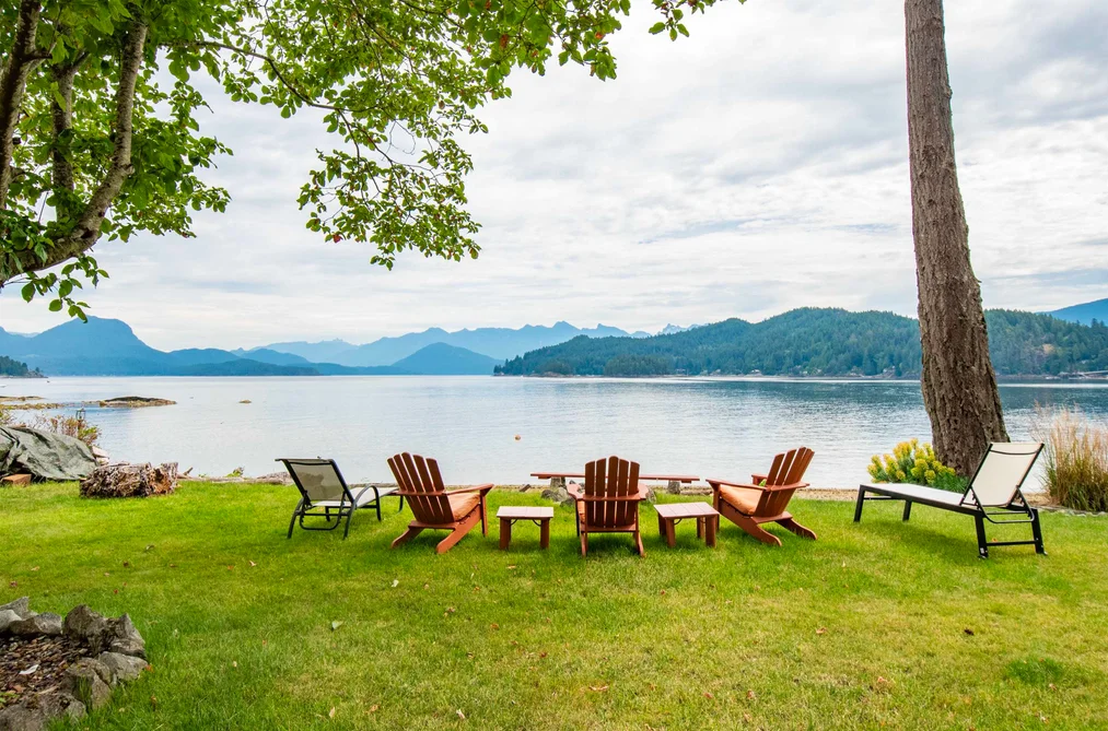 354 AVALON DRIVE, Gibsons BC V0N 1V8, Gibsons BC — Residential for Sale — Photo 3 of 39