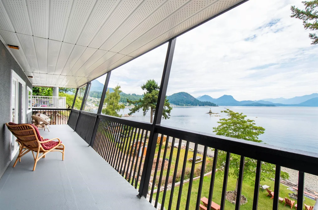 354 AVALON DRIVE, Gibsons BC V0N 1V8, Gibsons BC — Residential for Sale — Photo 38 of 39