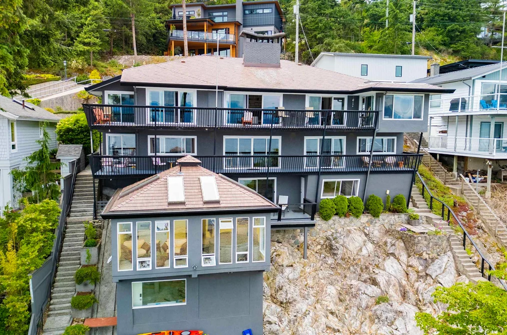 354 AVALON DRIVE, Gibsons BC V0N 1V8, Gibsons BC — Residential for Sale — Photo 8 of 39