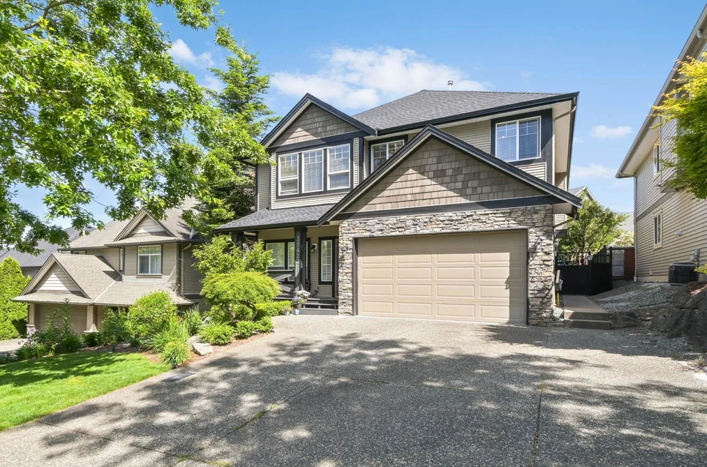 35423 MCKINLEY DRIVE, Abbotsford BC V3G 3E2, Abbotsford BC — Residential for Sale - Photo 2