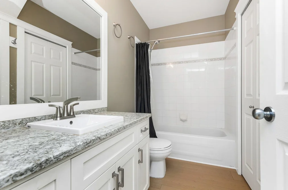 35479 TWEEDSMUIR DRIVE DRIVE, Abbotsford BC V2T 2X8, Abbotsford BC — Residential for Sale — Photo 33 of 40