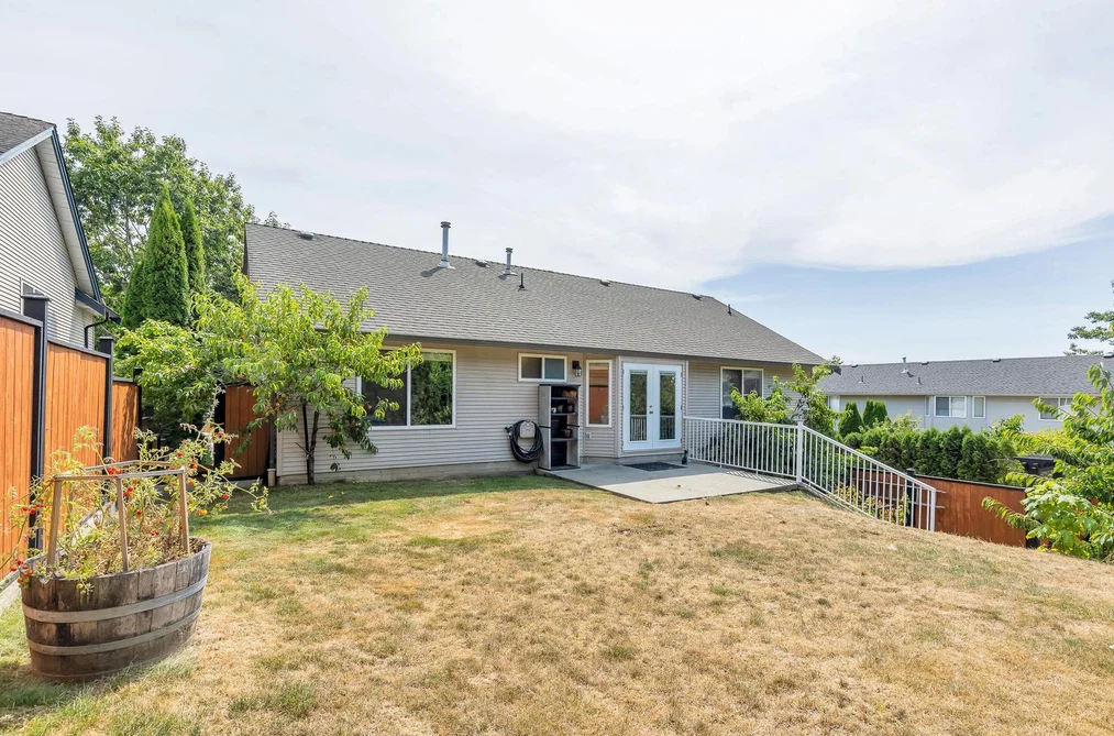 35479 TWEEDSMUIR DRIVE DRIVE, Abbotsford BC V2T 2X8, Abbotsford BC — Residential for Sale — Photo 35 of 40