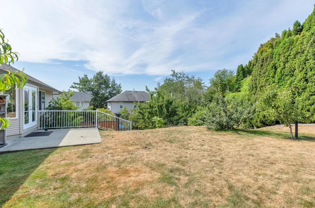 35479 TWEEDSMUIR DRIVE DRIVE, Abbotsford BC V2T 2X8, Abbotsford BC — Residential for Sale — Photo 36 of 40