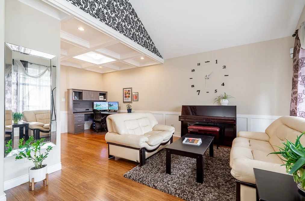 35496 STRATHCONA COURT, Abbotsford BC V3G 3A2, Abbotsford BC — Residential for Sale - Photo 3