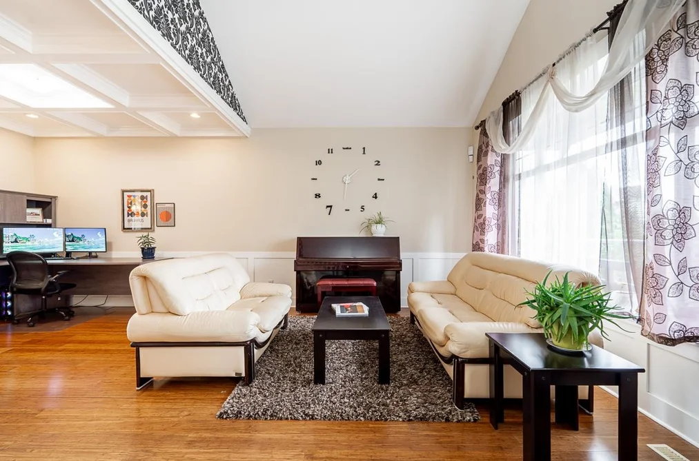 35496 STRATHCONA COURT, Abbotsford BC V3G 3A2, Abbotsford BC — Residential for Sale - Photo 4
