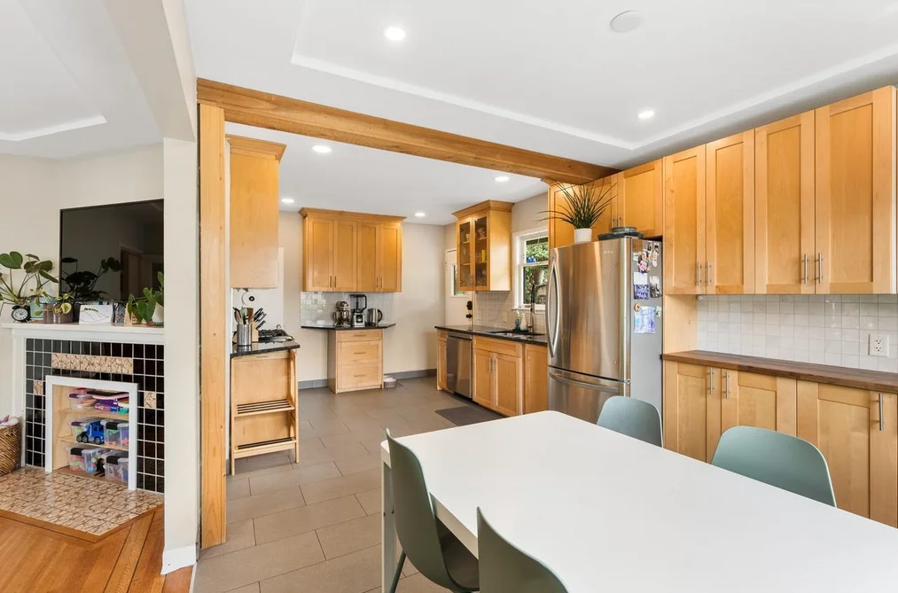355 SHERBROOKE STREET, New Westminster BC V3L 3M8, New Westminster BC — Residential for Sale — Photo 6 of 32