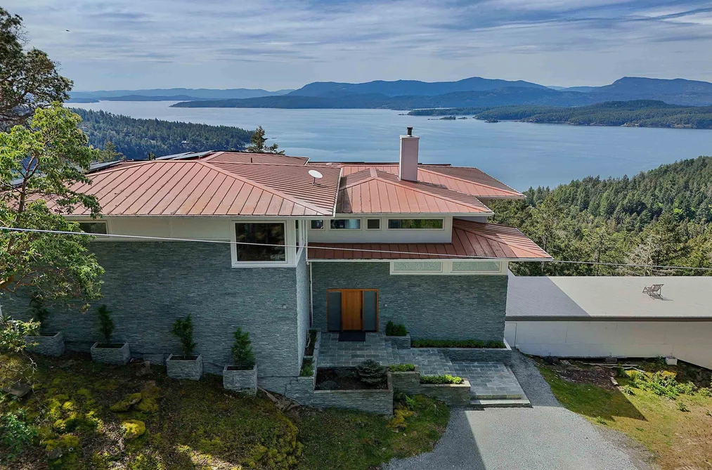 356 EAST WEST ROAD, Mayne Island BC V0N 2J2, Mayne Island BC — Residential for Sale - Photo 2