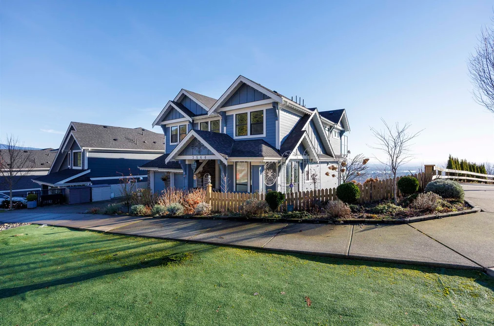 3566 HARPER ROAD, Coquitlam BC V3E 0M3, Coquitlam BC — Residential for Sale - Photo 3