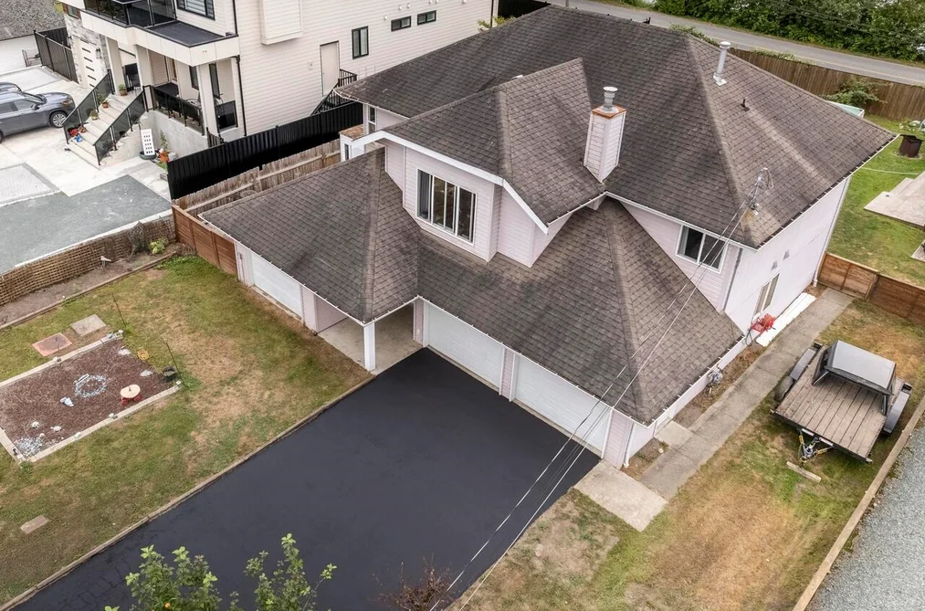 35684 MOORE AVENUE, Mission BC V2V 7L6, Mission BC — Residential for Sale - Photo 2