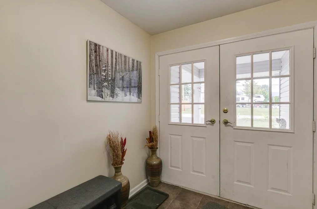 35684 MOORE AVENUE, Mission BC V2V 7L6, Mission BC — Residential for Sale - Photo 3