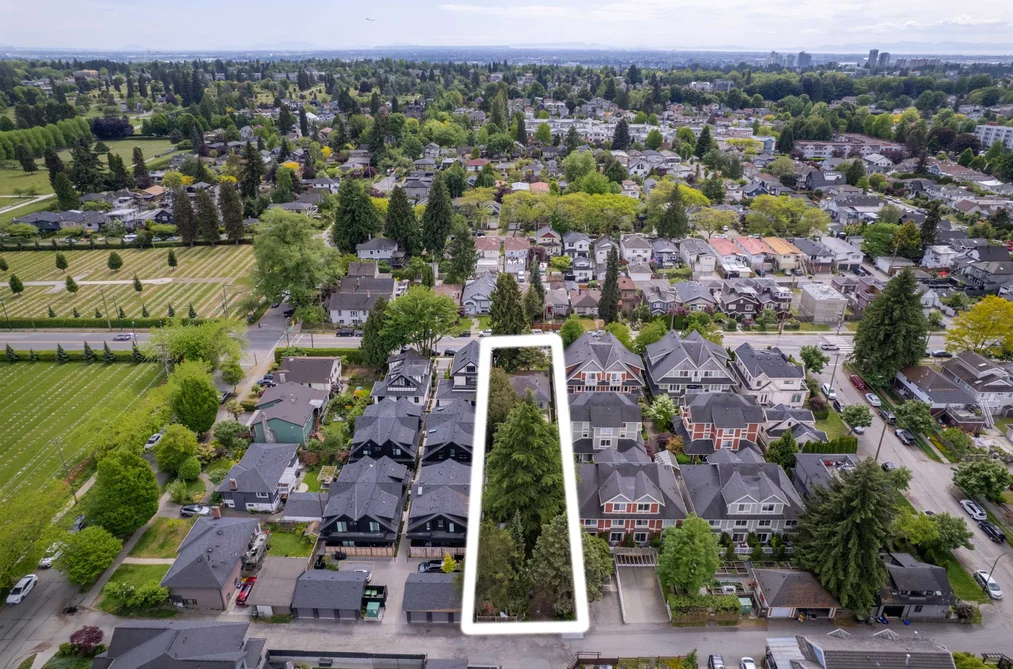 House for sale at 357 E 33rd Avenue Vancouver British Columbia - MLS: R3126804
