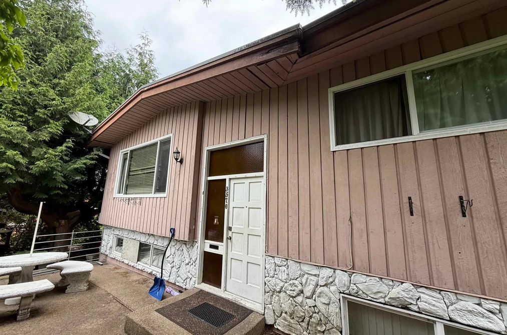 House for sale at 3570 Douglas Road Burnaby British Columbia - MLS: R3145109
