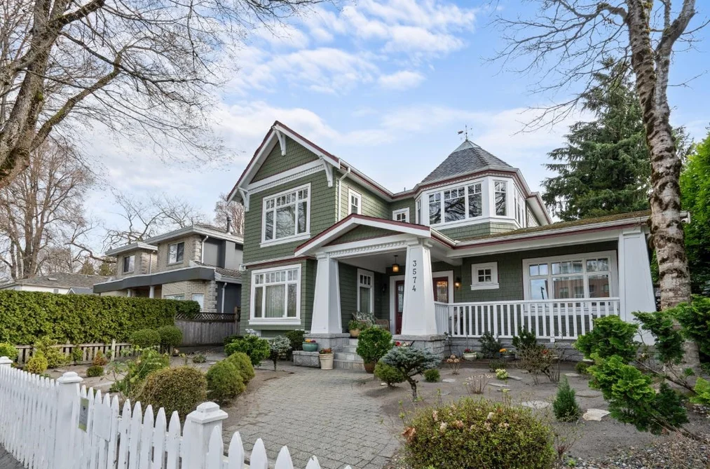 House for sale at 3574 East Boulevard Vancouver British Columbia - MLS: R3100868
