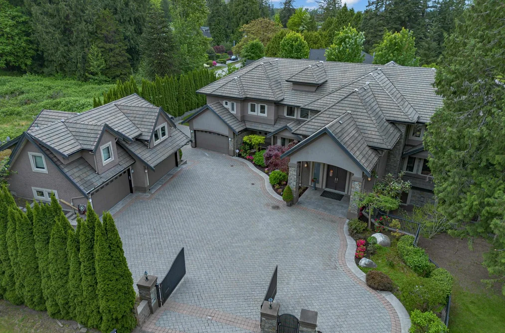 3575 140 STREET, Surrey BC V4P 2B1, Surrey BC — Residential for Sale - Photo 2
