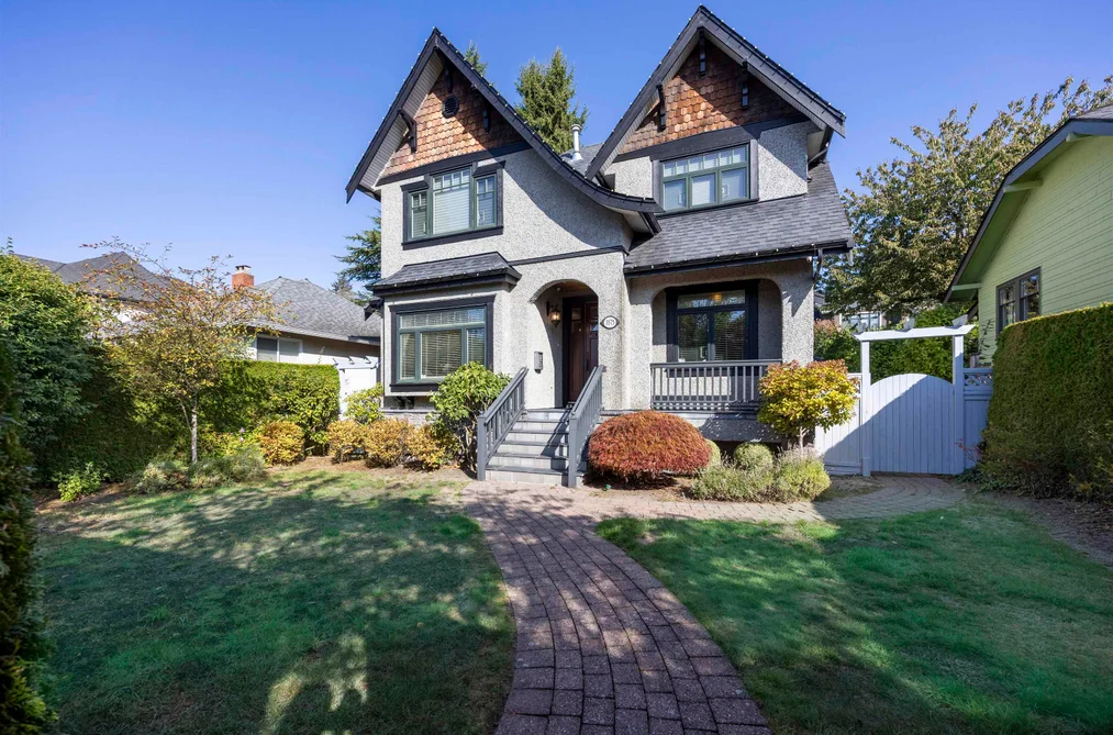 House for sale at 3575 W 38th Avenue Vancouver British Columbia - MLS: R3168091
