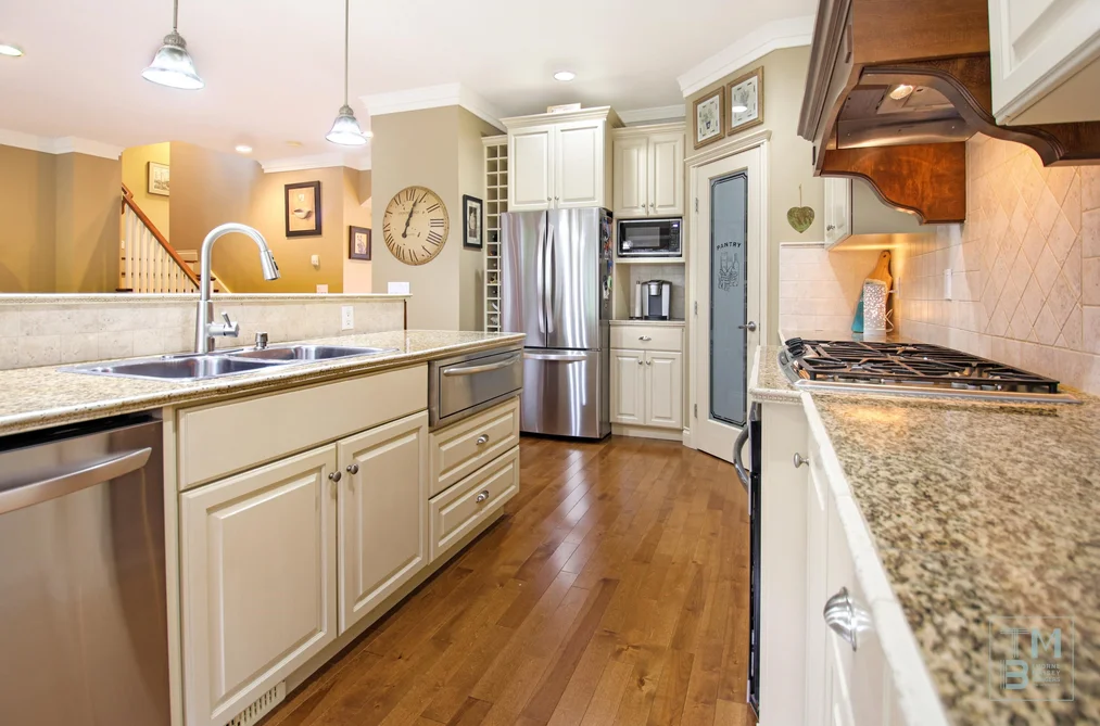 35778 MARSHALL ROAD, Abbotsford BC V3G 3A4, Abbotsford BC — Residential for Sale - Photo 6