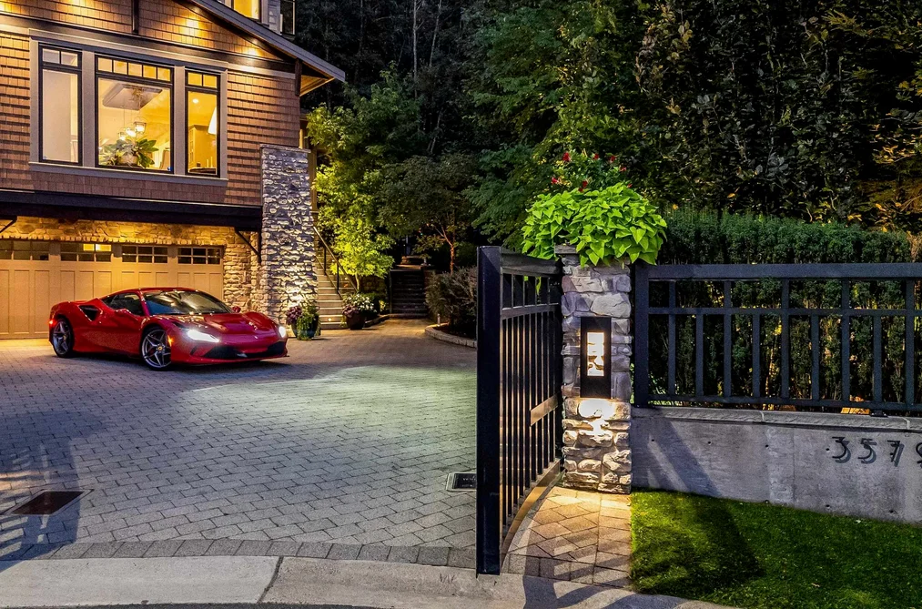 35797 LEDGEVIEW DRIVE, Abbotsford BC V3G 2Z2, Abbotsford BC — Residential for Sale - Photo 2