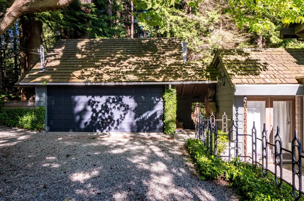3581 BEACH AVENUE, Roberts Creek BC V0N 2W2, Roberts Creek BC — Residential for Sale - Photo 4