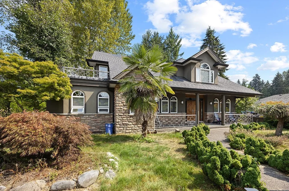 House for sale at 3582 Edgemont Boulevard North Vancouver British Columbia - MLS: R3103994