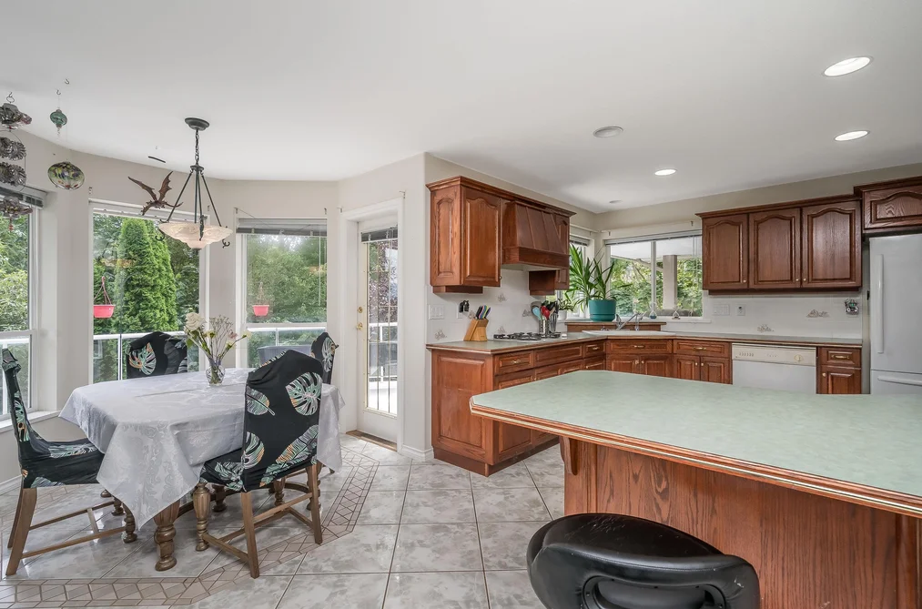 35846 GRAYSTONE DRIVE, Abbotsford, BC — Residential for Sale — Photo 10 of 40