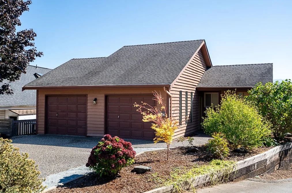 House for sale at 35950 Eaglecrest Place Abbotsford British Columbia - MLS: R3167514