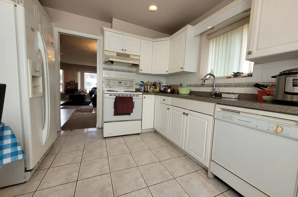 3596 TURNER STREET, Vancouver BC V5K 2H9, Vancouver BC — Residential for Sale - Photo 3