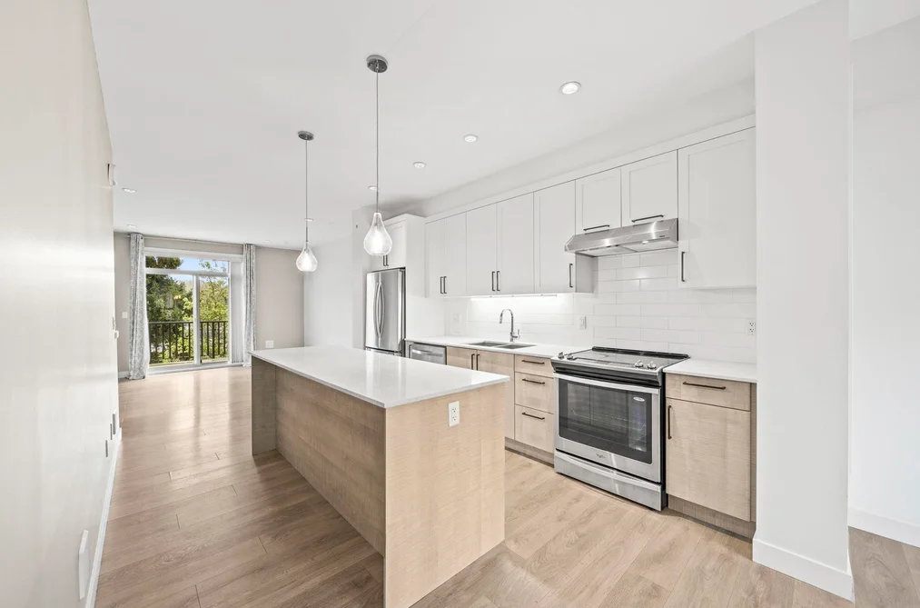 36 1708 KING GEORGE BOULEVARD, Surrey BC V4A 4Z8, Surrey BC — Residential for Sale - Photo 3