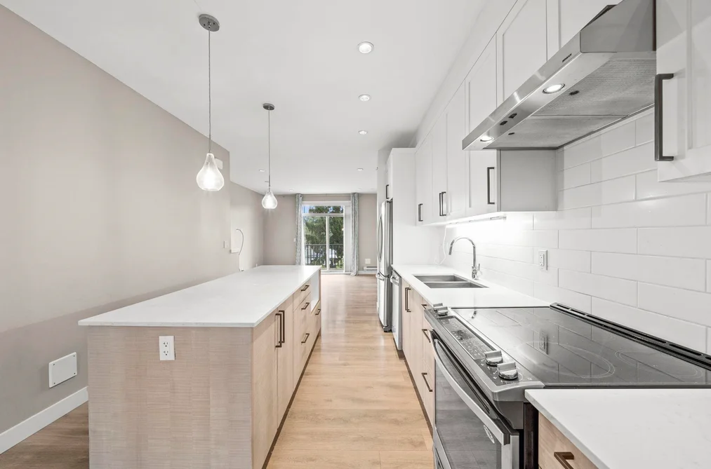 36 1708 KING GEORGE BOULEVARD, Surrey BC V4A 4Z8, Surrey BC — Residential for Sale - Photo 4