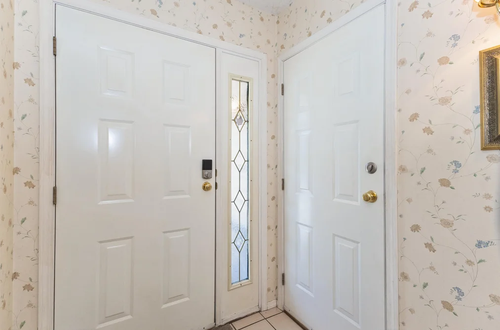36 32659 GEORGE FERGUSON WAY, Abbotsford BC V2T 4E4, Abbotsford BC — Residential for Sale - Photo 2