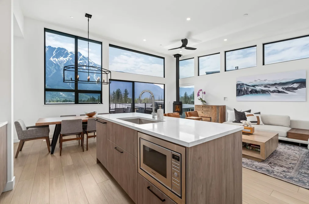 36 4000 SUNSTONE WAY, Pemberton BC V0N 2L3, Pemberton BC — Residential for Sale - Photo 4