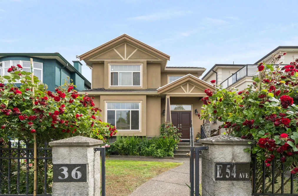 House for sale at 36 E 54 Avenue Vancouver British Columbia - MLS: R3133434