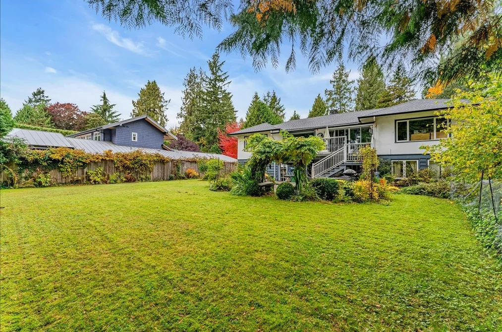 360 KEITH ROAD, West Vancouver BC V7T 1L7, West Vancouver BC — Residential for Sale - Photo 2
