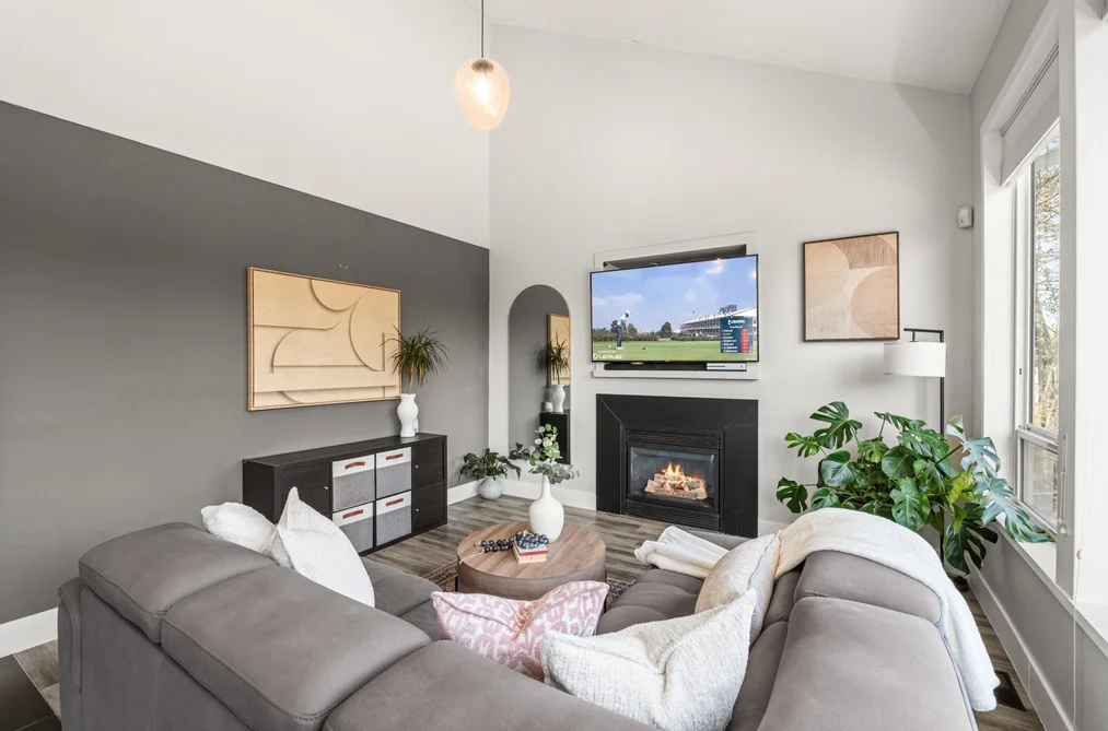 36047 OLD YALE ROAD, Abbotsford BC V3G 2C6, Abbotsford BC — Residential for Sale - Photo 2