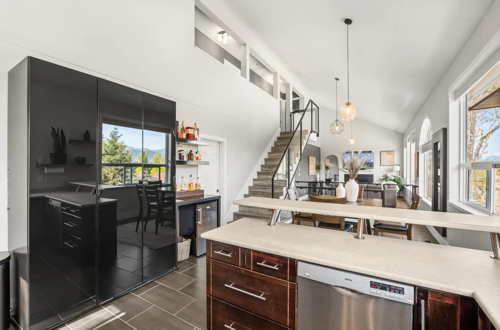 36047 OLD YALE ROAD, Abbotsford BC V3G 2C6, Abbotsford BC — Residential for Sale - Photo 6