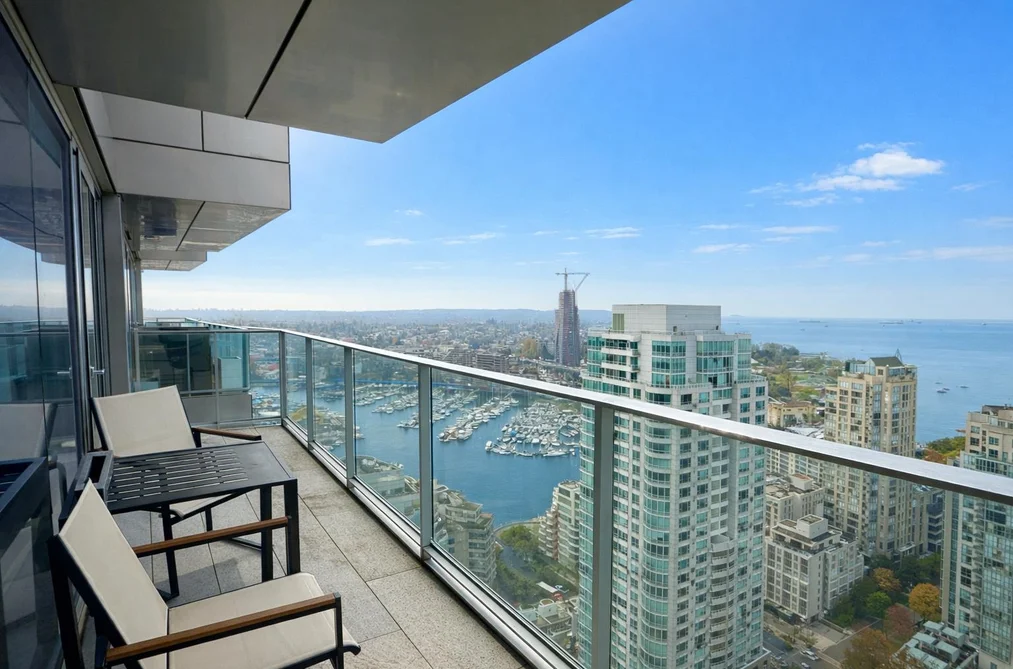 Condo for sale at 3605 1480 Howe Street Vancouver British Columbia - MLS: R3066167