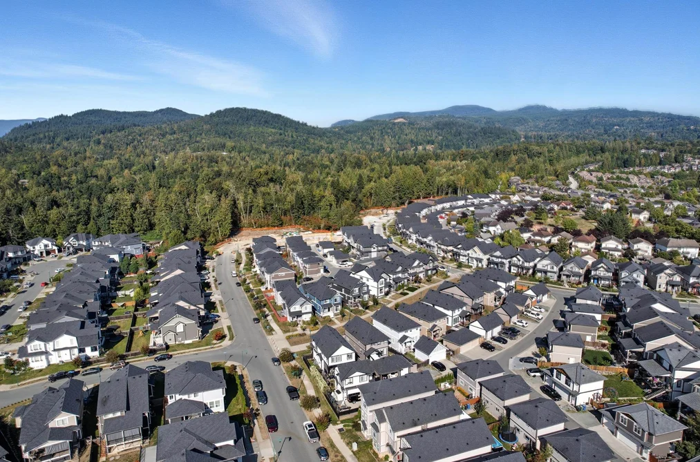 36051 EMILY CARR GREEN, Abbotsford BC V3G 0G1, Abbotsford BC — Residential for Sale - Photo 3