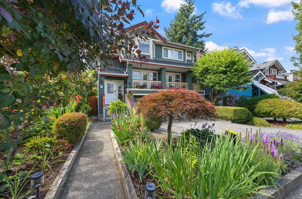 Half Duplex for sale at 3608 W 7th Avenue Vancouver British Columbia - MLS: R3145889