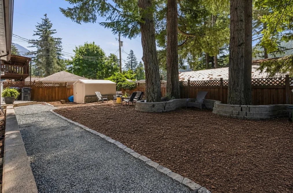 361 PINE STREET, Cultus Lake, BC — Residential for Sale — Photo 23 of 30