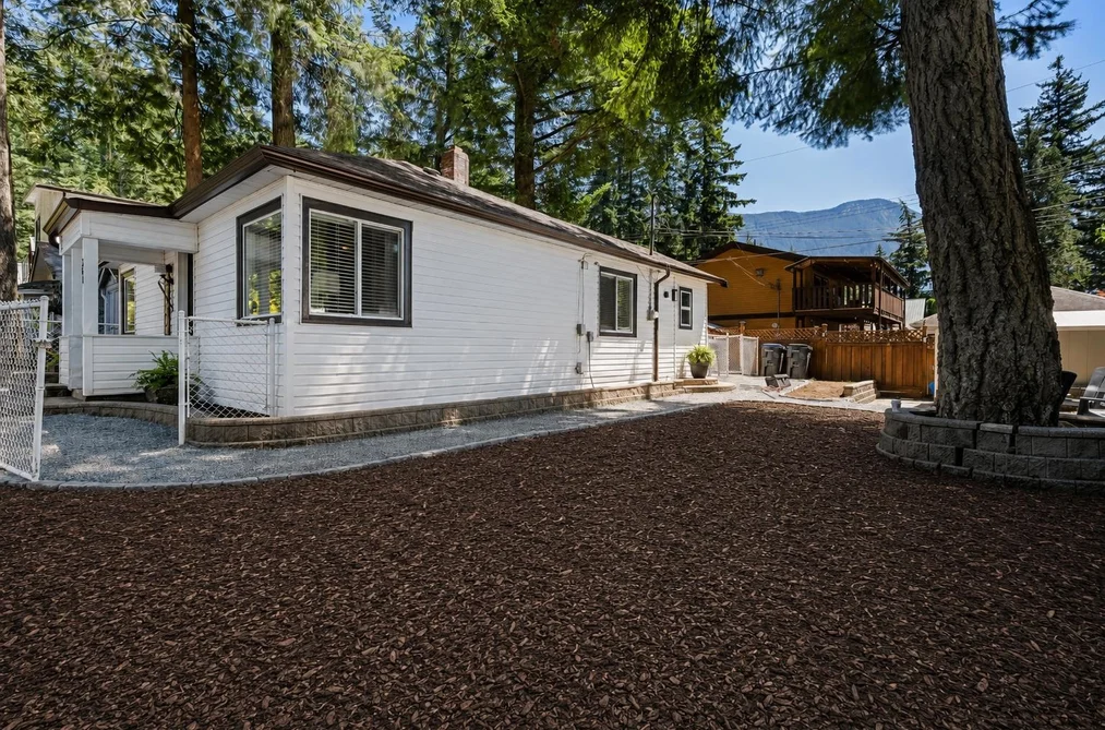 361 PINE STREET, Cultus Lake, BC — Residential for Sale — Photo 24 of 30
