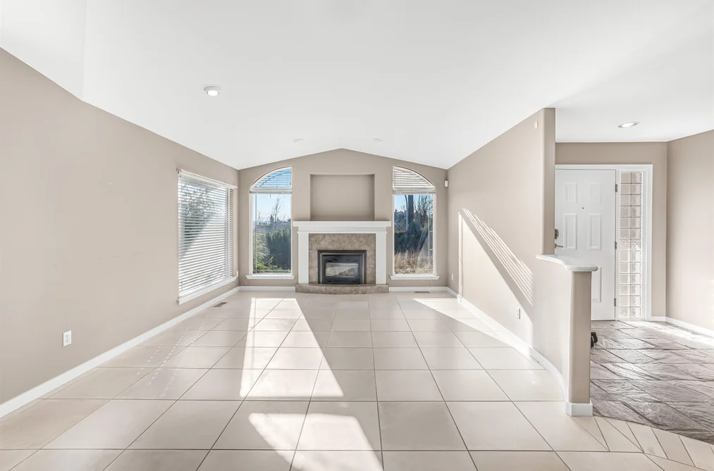 36111 SPYGLASS LANE, Abbotsford BC V3G 2W7, Abbotsford BC — Residential for Sale - Photo 6