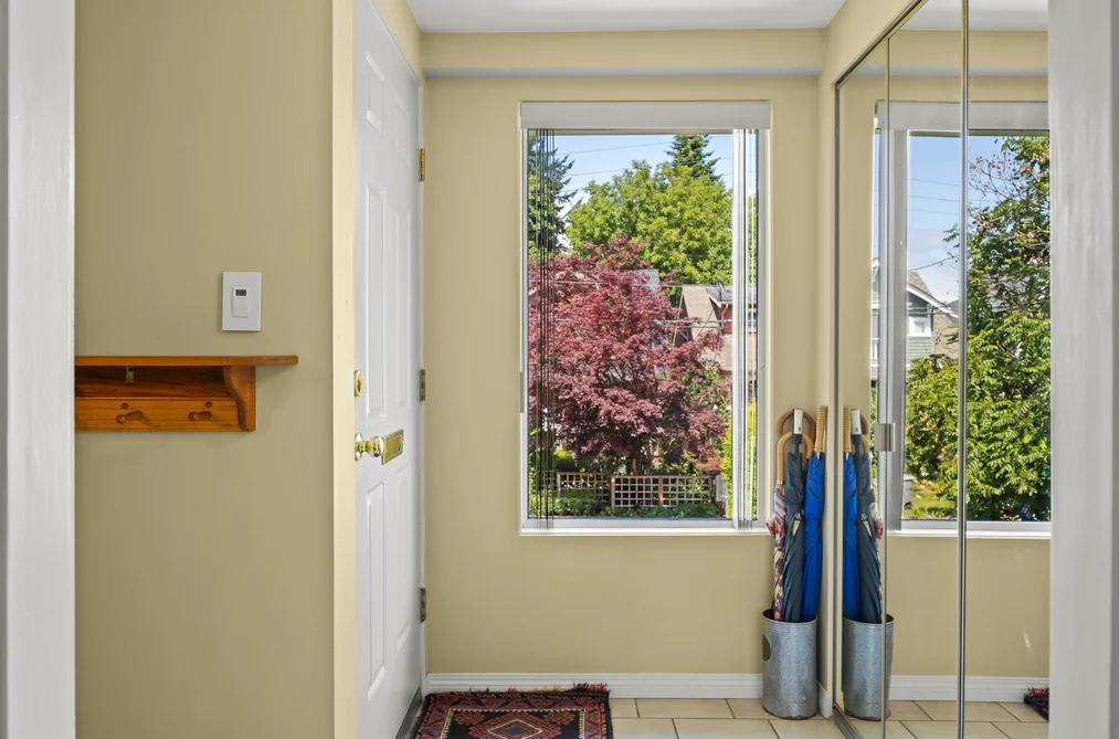 3622 W 8TH AVENUE, Vancouver, BC — Residential for Sale — Photo 3 of 40