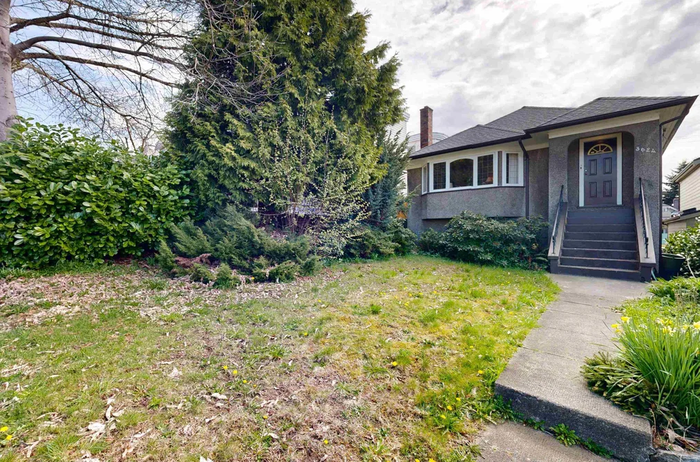 House for sale at 3624 Cambridge Street Vancouver British Columbia - MLS: R3111085