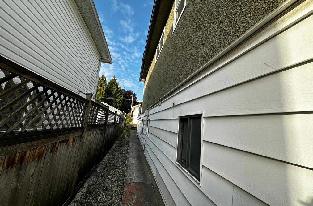 3635 FRANKLIN STREET, Vancouver BC V5K 1Y7, Vancouver BC — Residential for Sale — Photo 8 of 24
