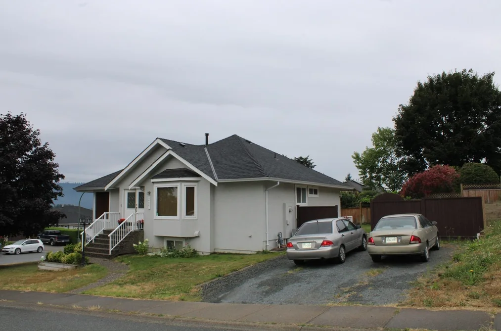 House for sale at 36381 Country Place Abbotsford British Columbia - MLS: R3148281